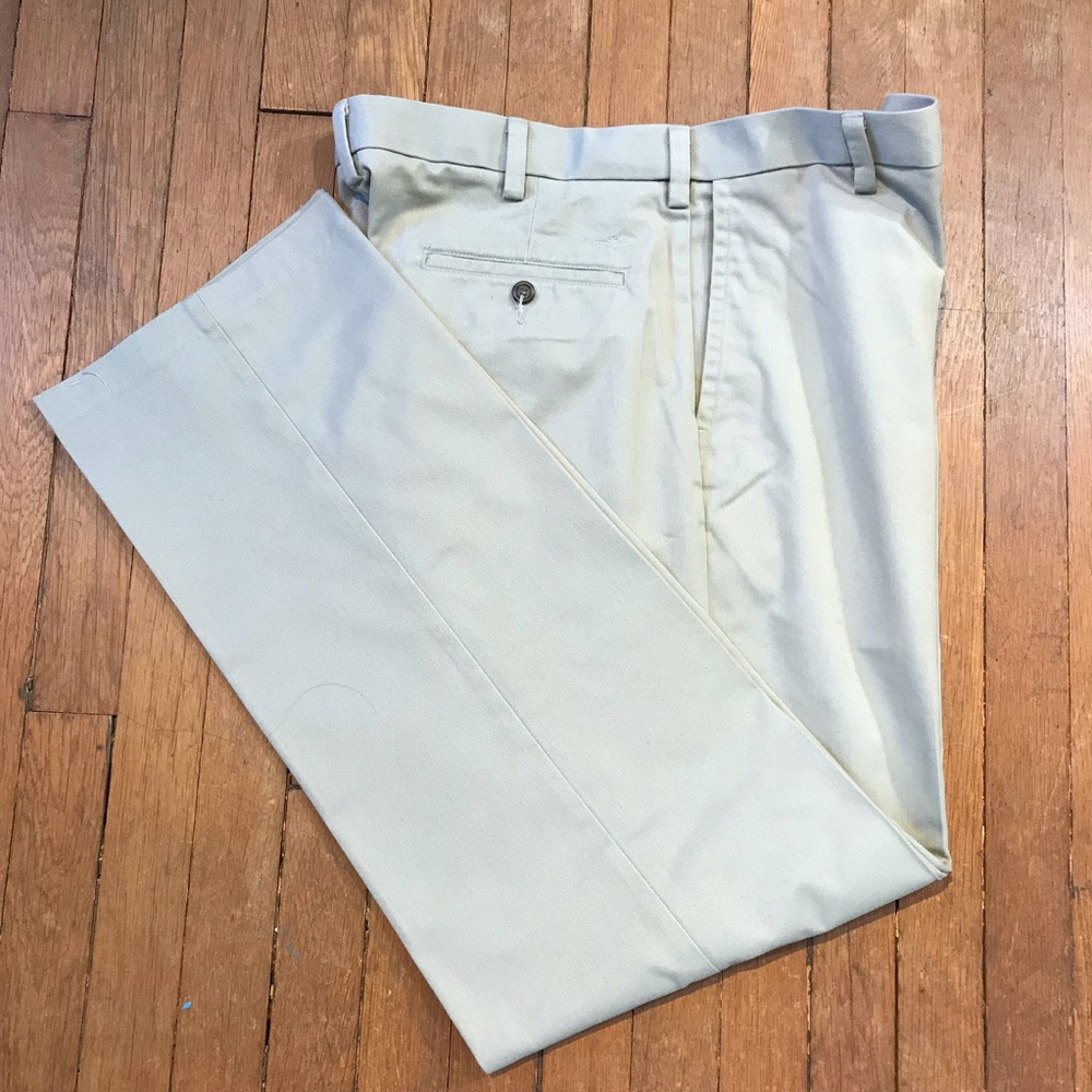 DOCKERS | Men’s Pants | Size 36x34 | Classic Fit Khakis | Excellent Condition